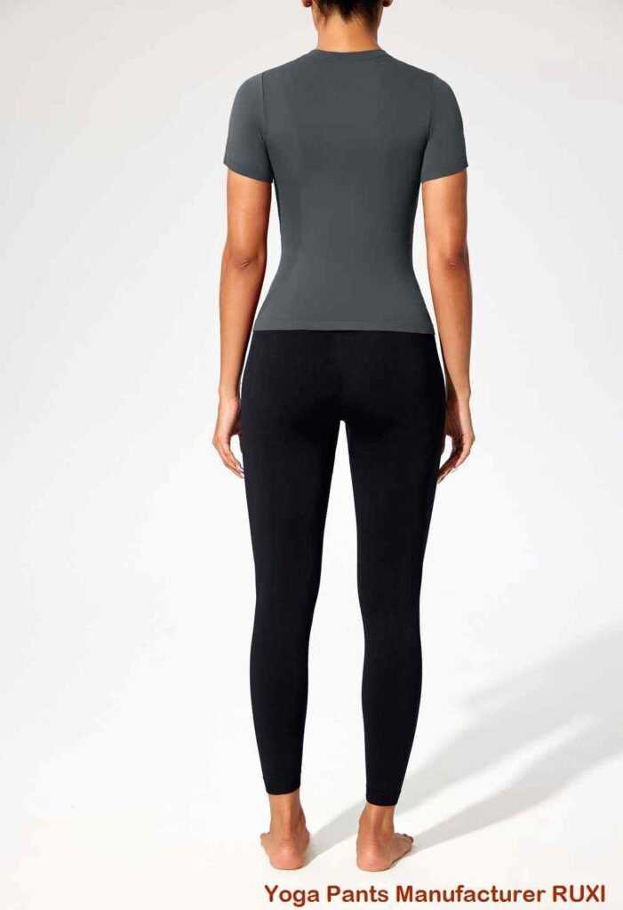 Quần Yoga Latex Bóng cho sự thoải mái linh hoạt Ruxi
