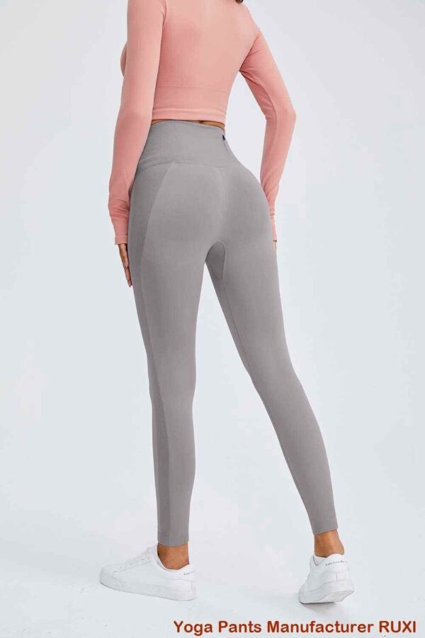 Quần short thể thao dài thoải mái cho nữ Ruxi vn2348