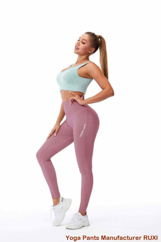 Quần short chạy bộ màu trắng cho nữ nhẹ và thoáng khí Ruxi