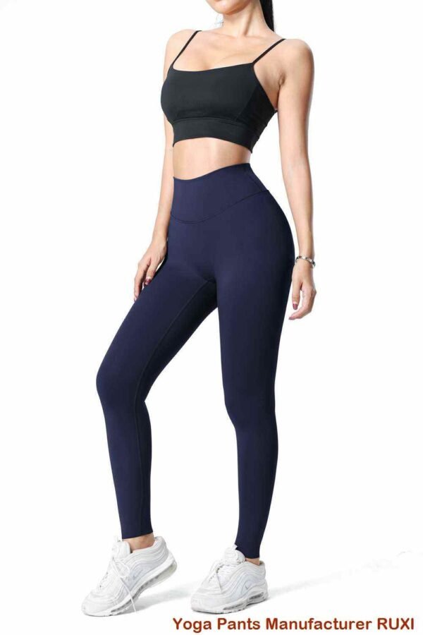 Quần short thể thao nhẹ khô nhanh cho nữ Ruxi vn215