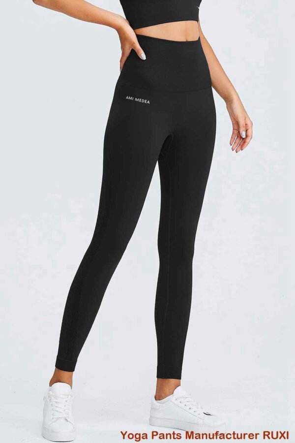 Quần short thể thao nữ màu xanh Ruxi vn3433