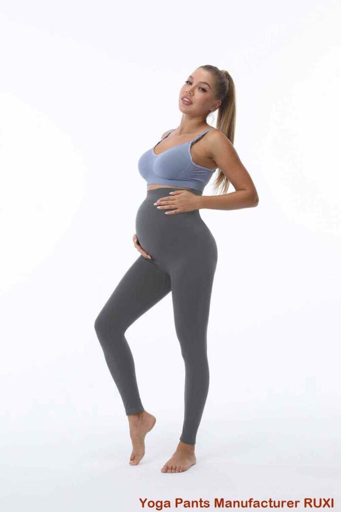 Quần tập yoga nam dáng rộng thoải mái khi mặc Ruxi vn714