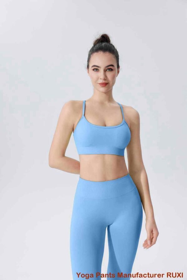 Quần short tập thể dục bó sát cho nữ khi mặc năng động