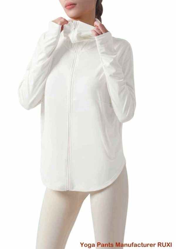 Quần short chạy bộ nhẹ cho nam Ruxi vn2476