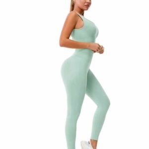 Quần short chạy bộ thể thao màu xanh bạc hà Ruxi vn3193