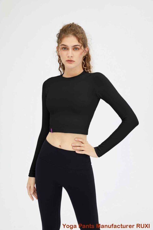 Quần short thể thao màu xanh navy cho nữ Ruxi vn3092