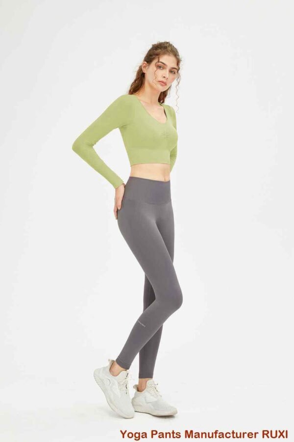 Quần short đạp xe màu trắng cho nữ thoải mái vừa vặn Ruxi
