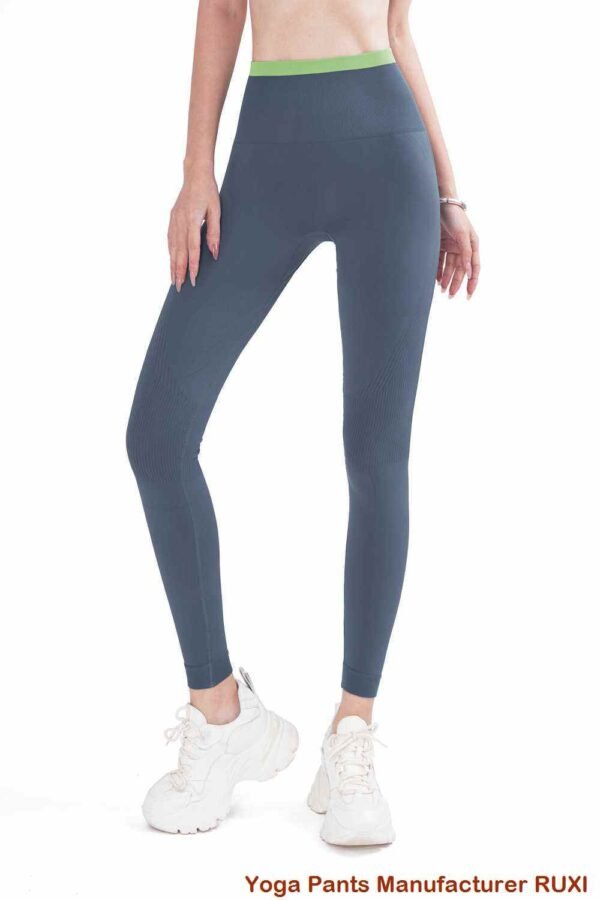 Quần short tập luyện cạp cao có túi Ruxi vn3060