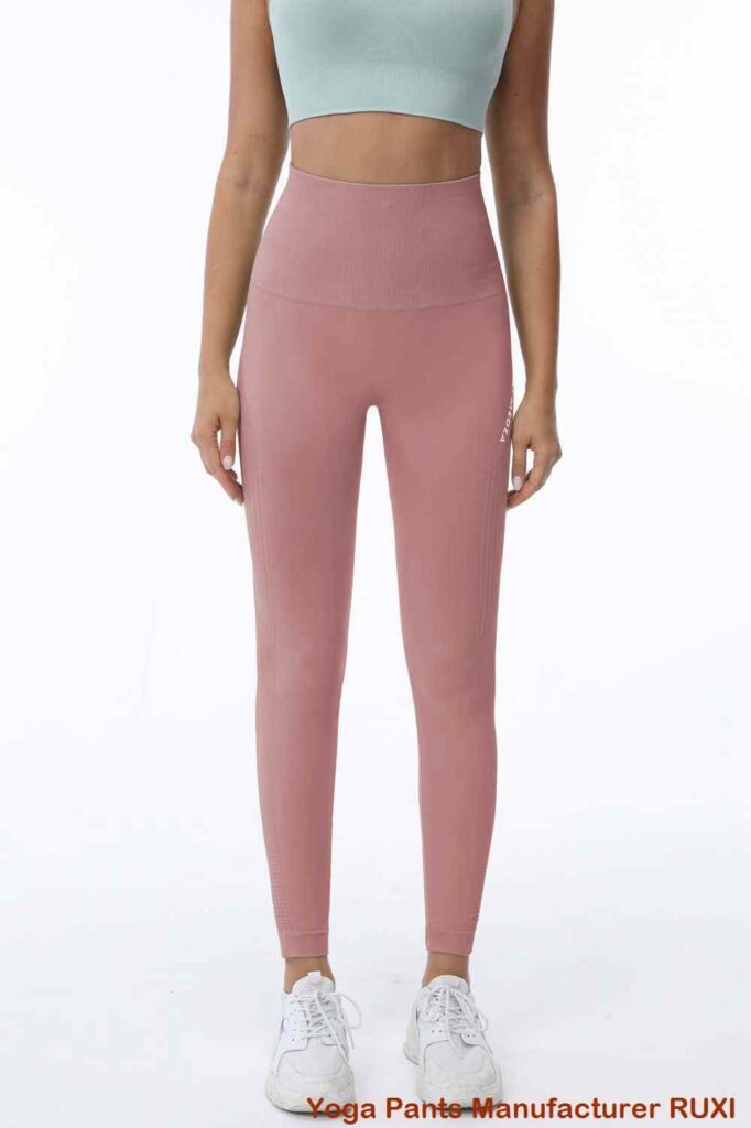 Quần legging tập luyện cạp cao màu đen cho nữ Ruxi vn519