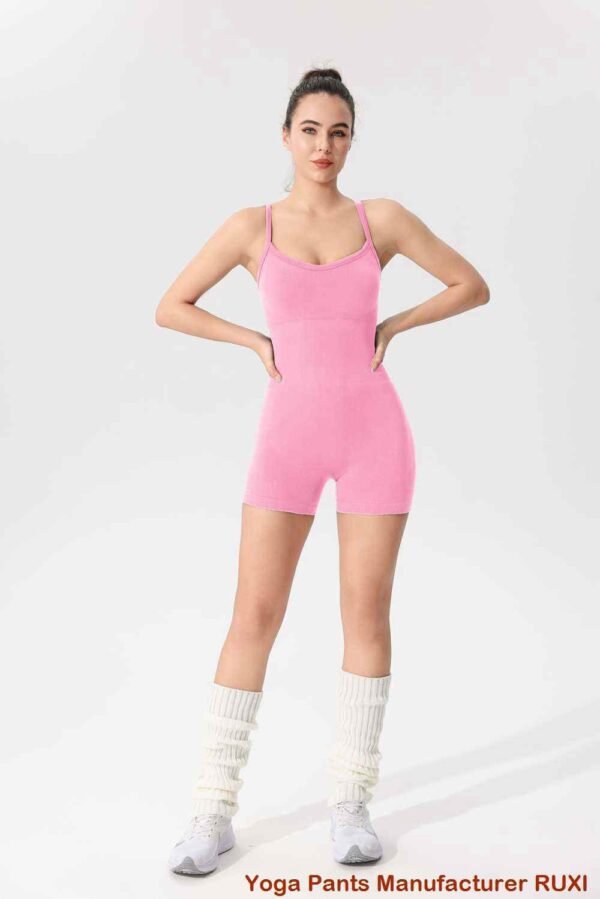 Quần short tập yoga cạp cao màu đỏ cho nữ Ruxi vn3916