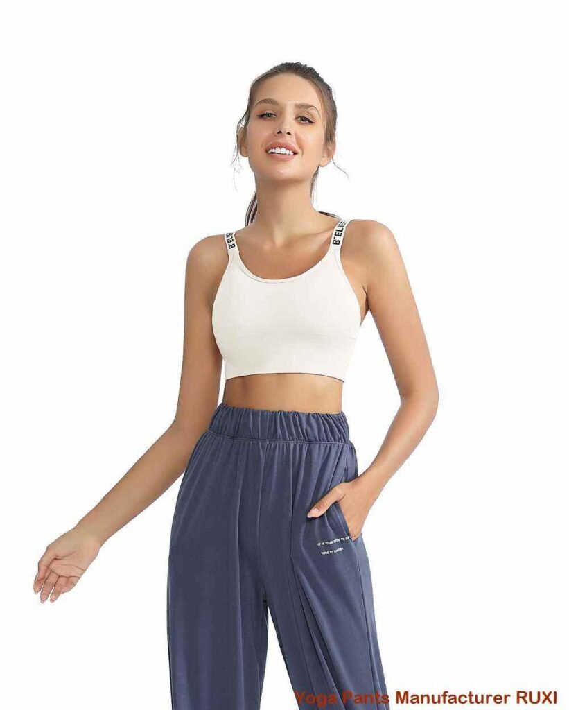 Quần legging cạp chéo màu đen cho nữ Ruxi vn317